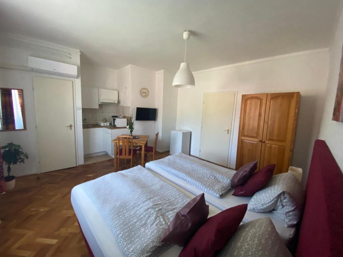 Anonymus Vendeghaz Apartment Siofok Exterior photo