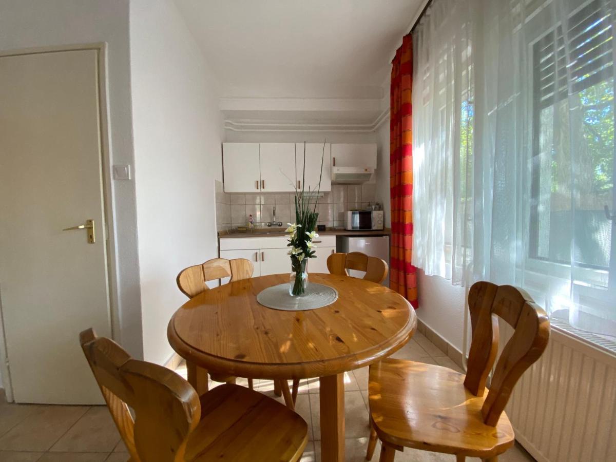 Anonymus Vendeghaz Apartment Siofok Exterior photo