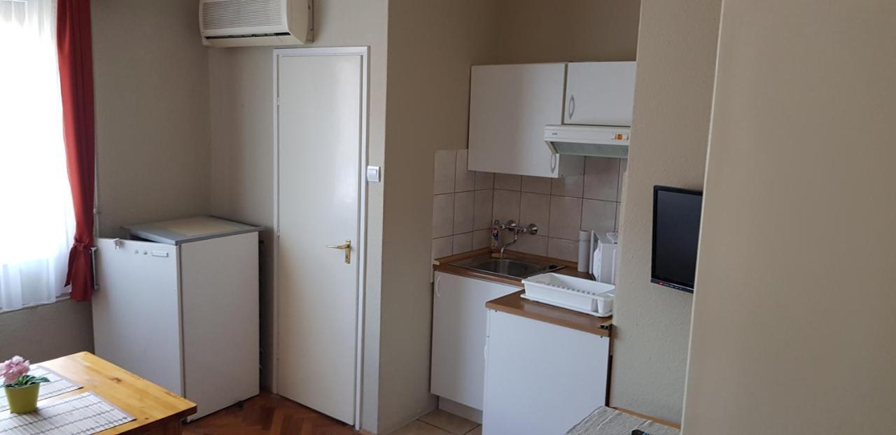 Anonymus Vendeghaz Apartment Siofok Exterior photo